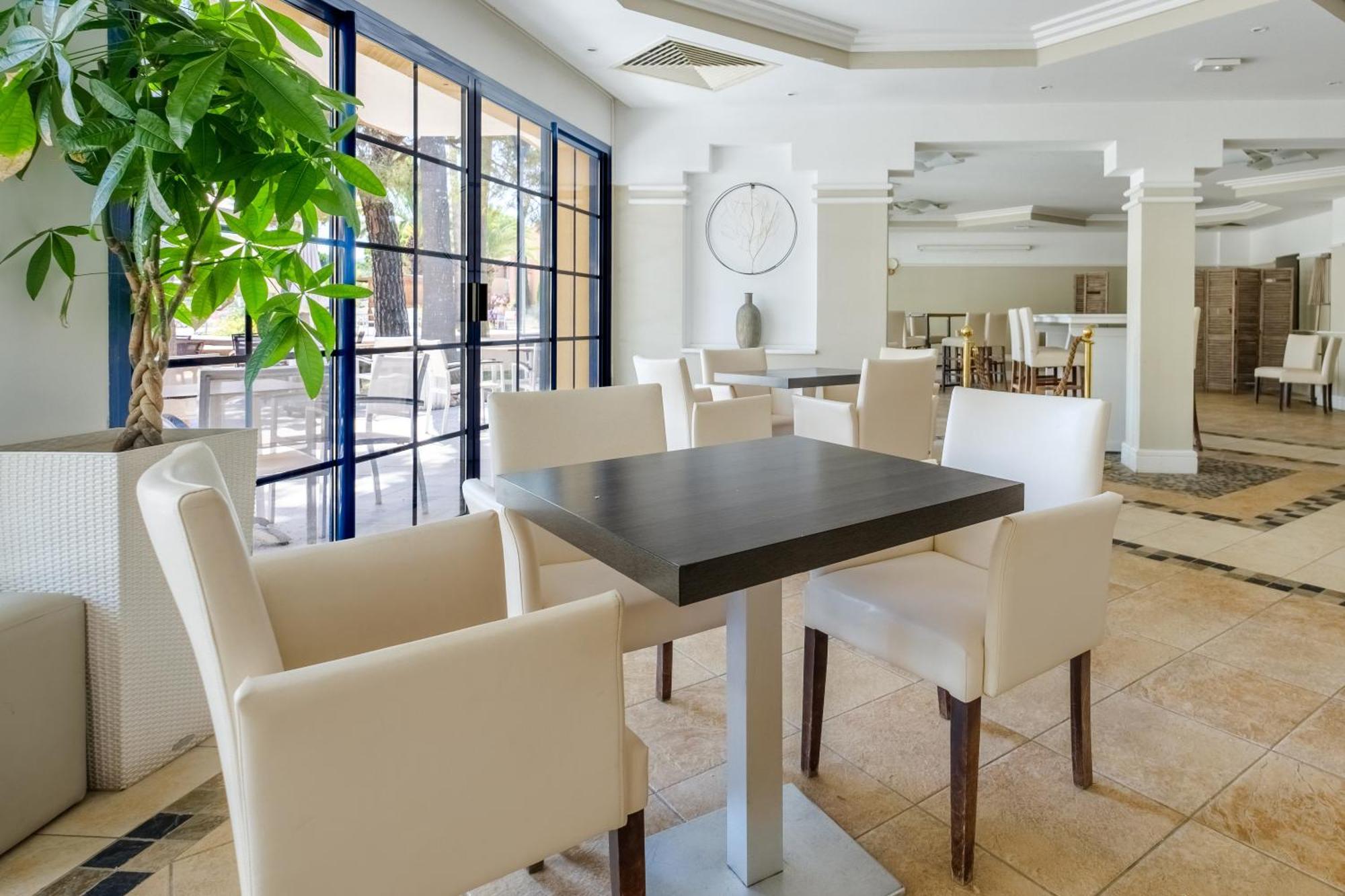 Residence Pierre & Vacances Les Rives De Cannes Mandelieu Luaran gambar